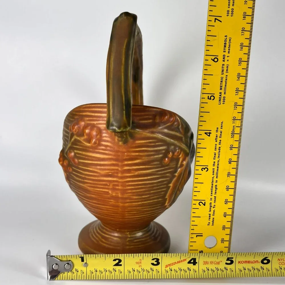 Vtg Roseville Basket Bushberry Branch Handle Russet Ceramic 40s Marked 369 6 1/2